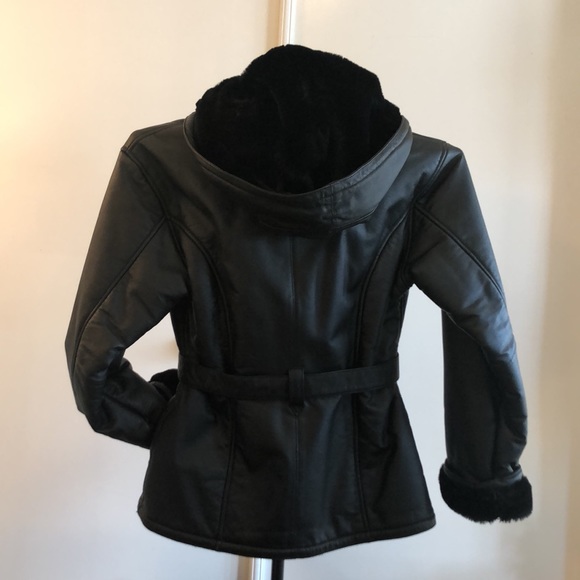 New Wilson Black Heavy Leather & faux Fur Hooded Jacket. Size Small - Picture 2 of 6